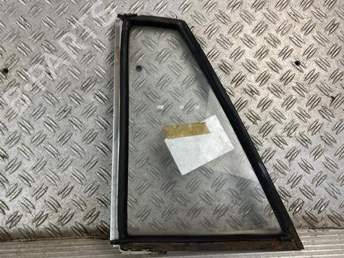 Front left quarter glass MERCEDES-BENZ HECKFLOSSE (W110) 190 C (110.010) | BP15673745C111 