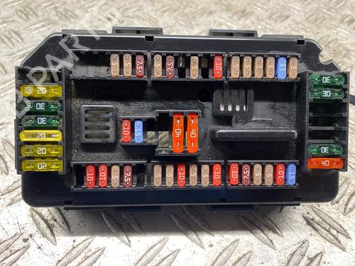 Used Fuse box BMW 1 (F20) 116 i (136 hp) 32681793