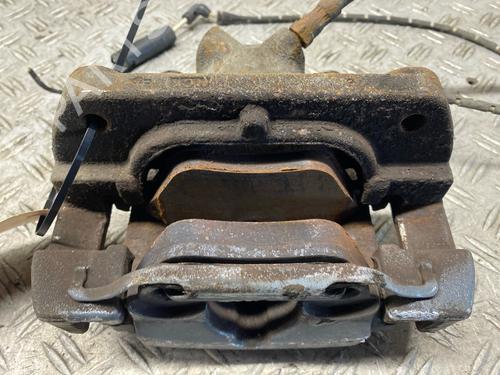Left front brake caliper BMW X3 (E83) 2.5 si | BP27218885M105 
