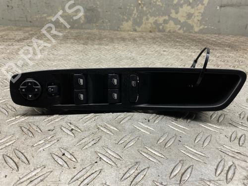 Used Left front window switch OPEL GRANDLAND / GRANDLAND X (A18, P1UO) 1.2 (75) (131 hp) 32305249