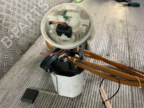 Fuel pump MERCEDES-BENZ CLS (C219) CLS 350 (219.357) | BP22132081M76 