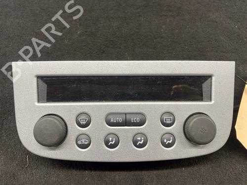 Used Climate control Climate control 38777824 38777824