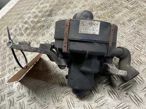 Used Secondary air pump Secondary air pump 38069971 38069971