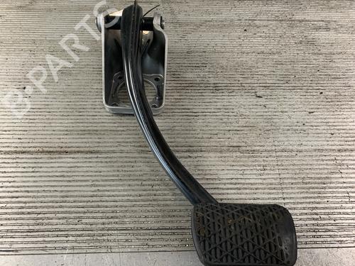 Used Break pedal MERCEDES-BENZ M-CLASS (W164) ML 350 4-matic (164.186) (272 hp) 17060557