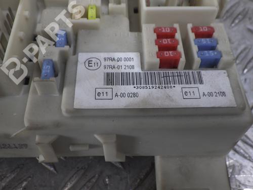 Fuse box FORD FOCUS II Turnier (DA_, FFS, DS) 1.6 TDCi | BP7075355E1 