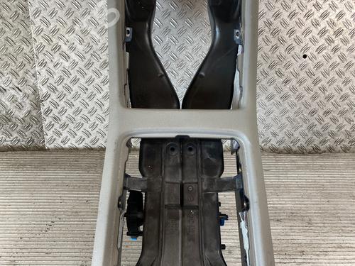 Middle console AUDI A8 D3 (4E2, 4E8) 4.0 TDI quattro | BP15382962I22 