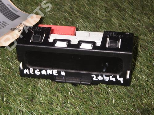 Used Display monitor Display monitor RENAULT MEGANE II Estate (KM0/1_) 1.9 dCi (KMRG, KM1G, KM0G, KM2C) (120 hp) 6412764 6412764