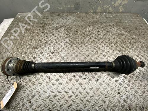 Drivaksel fortil Højre VW PASSAT B6 Variant (3C5) 2.0 TDI (140 hp) 31799677