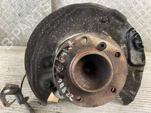 Used Right front steering knuckle BMW 3 Touring (E91) 318 d (143 hp) 22345812