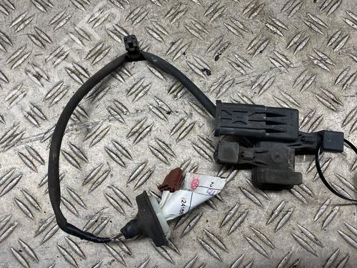 Used Electronic sensor NISSAN PRIMERA Hatchback (P12) 2.0 (140 hp) 28074126