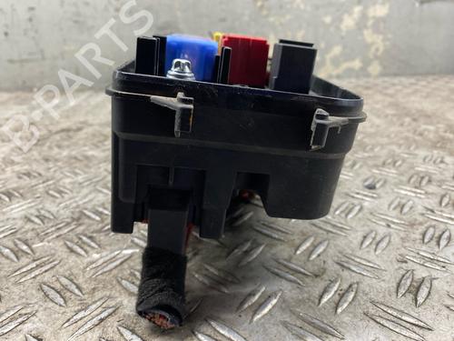 Fuse box OPEL VECTRA C GTS (Z02) 3.2 V6 (F68) | BP29528086E1 