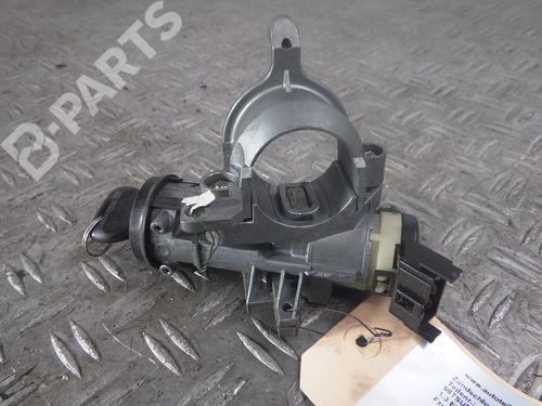 Used Ignition barrel MITSUBISHI COLT IV (CA_A) 1.3 GLi 12V (CA1A) (75 hp) 7000448