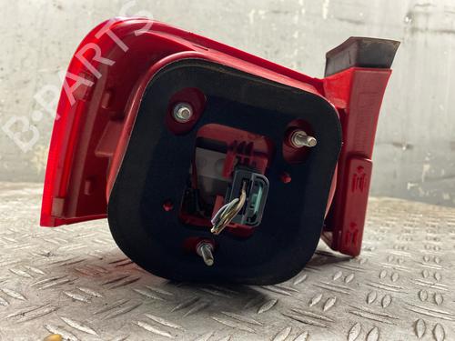 Right taillight VW PASSAT B6 (3C2) 2.0 BlueTDI | BP36433383C35 - Image 5