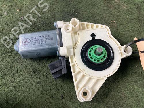 Used Left rear window motor MERCEDES-BENZ S-CLASS (W221, V221) S 400 Hybrid (221.095, 221.195) (279 hp) 20370946