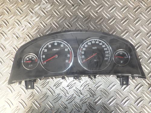 Used Instrument cluster OPEL SIGNUM Hatchback (Z03) 1.8 (F48) (140 hp) 4926360