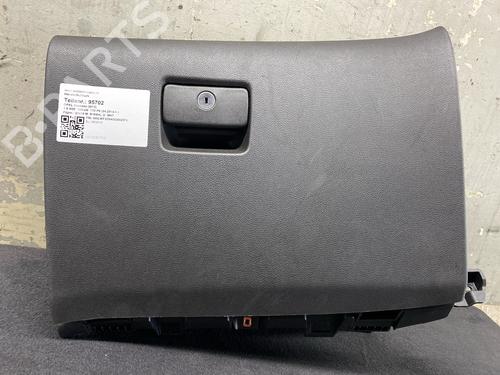 Used Glove box Glove box 37420777 37420777