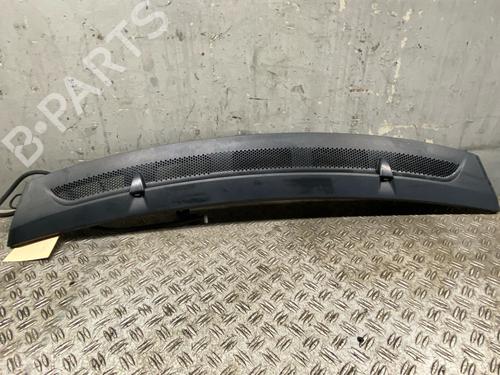 Grelha curcuvan Grelha curcuvan MERCEDES-BENZ A-CLASS (W169) A 200 (169.033, 169.333) (136 hp) 33819406 33819406