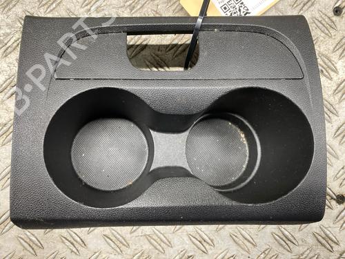 Portabicchieri/Oggetti OPEL CROSSLAND X / CROSSLAND (P17, P2QO) 1.2 (75) (131 hp) 31835421