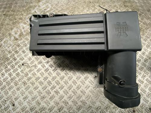 Used Air filter box VW PASSAT B6 Variant (3C5) 2.0 TDI (140 hp) 31770103