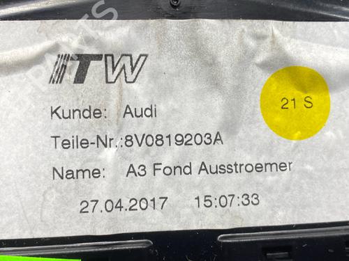 Air vent AUDI A3 Limousine (8VS, 8VM) 1.0 TFSI | BP32421165I21