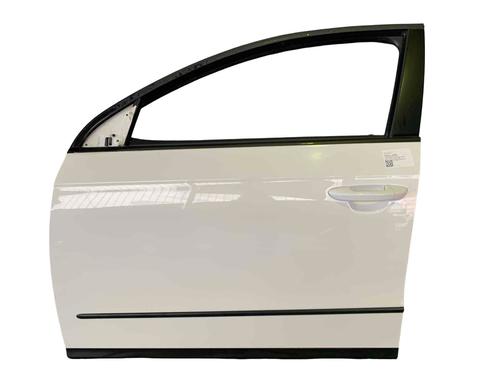 Used Left front door VW PASSAT B6 Variant (3C5) 2.0 TDI (140 hp) 31770090
