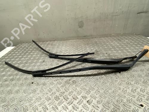 Used Front windshield wiper arm PEUGEOT 307 Break (3E) 1.6 HDi 110 (109 hp) 24308852