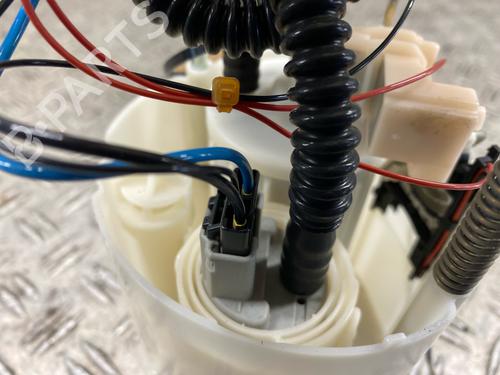 Fuel pump NISSAN PRIMERA Hatchback (P12) 2.0 | BP28064371M76 