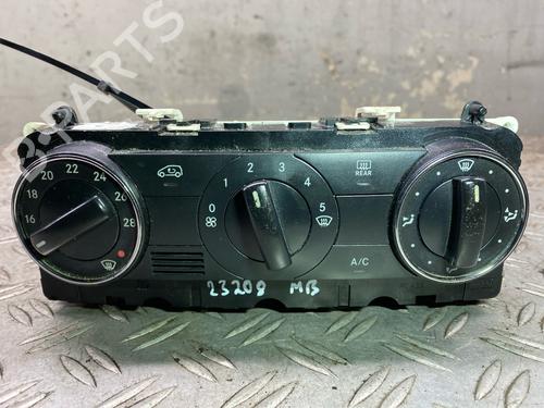 Commande Chauffage MERCEDES-BENZ A-CLASS (W169) A 180 (169.032, 169.332) (116 hp) 31048327