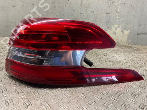 Højre baglygte Højre baglygte PEUGEOT 308 SW II (LC_, LJ_, LR_, LX_, L4_) 1.2 THP 130 (131 hp) 34216925 34216925