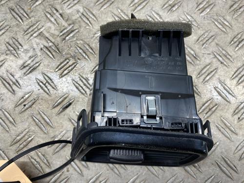 Air vent VW SCIROCCO III (137, 138) 1.4 TSI | BP27932170I21 