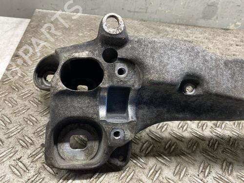 Tverrbjelke AUDI A8 D3 (4E2, 4E8) 4.2 TDI quattro | BP30089931C162 