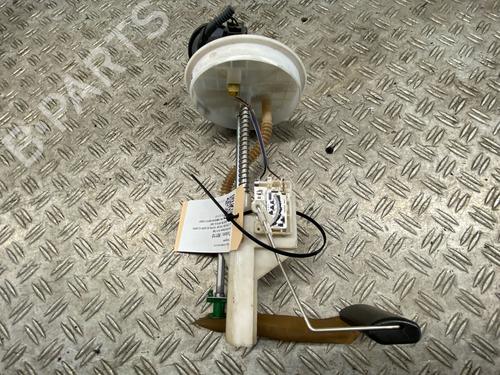 Used Fuel pump HYUNDAI SANTA FÉ II (CM) 2.2 CRDi 4x4 (155 hp) 27520449