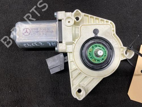 Used Left rear window motor Left rear window motor MERCEDES-BENZ S-CLASS (W221, V221) S 350 4-matic (221.087, 221.187) (272 hp) 35958062 35958062