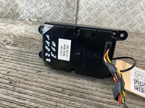 Switch BMW 5 (E60) 520 i | BP21502739I30 