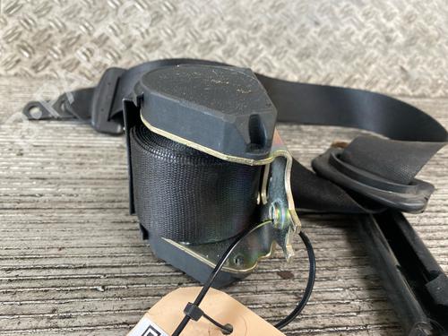 Front left seatbelt BMW 3 Touring (E46) 320 d | BP17704459I26 