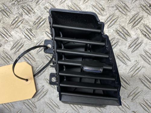 air-vent-opel-grandland-grandland-x-a18-p1uo-2017-32305208 main image