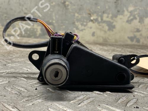 Used Tailgate lock Tailgate lock JAGUAR XJ (XJ40, XJ81) 6 3.2 24V (199 hp) 34010349 34010349