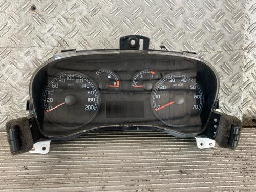 Used Instrument cluster FIAT PUNTO Hatchback Van (188_) 1.2 60 (60 hp) 19878149