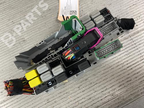 Used Fuse box OPEL TIGRA TwinTop (X04) 1.8 (R97) (125 hp) 12108538