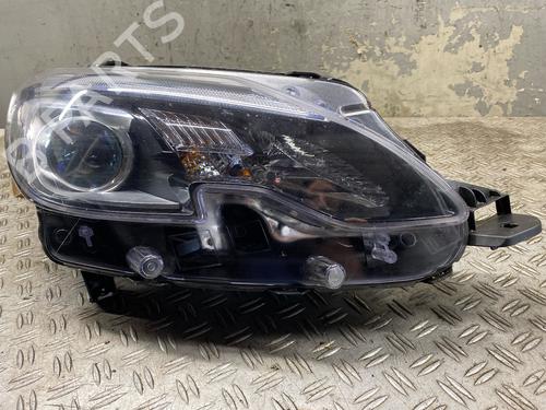 Used Right headlight Right headlight PEUGEOT 2008 I (CU_) 1.2 THP 110 / PureTech 110 (110 hp) 33697992 33697992
