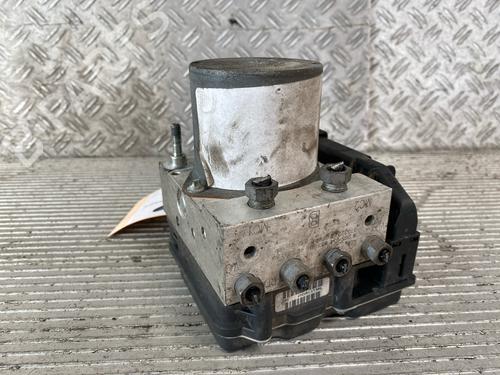 Used ABS pump FIAT ULYSSE (179_) 2.0 D Multijet (136 hp) 18906723