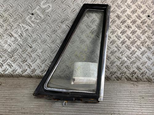 Front right quarter glass MERCEDES-BENZ HECKFLOSSE (W110) 190 C (110.010) | BP15673755C112 