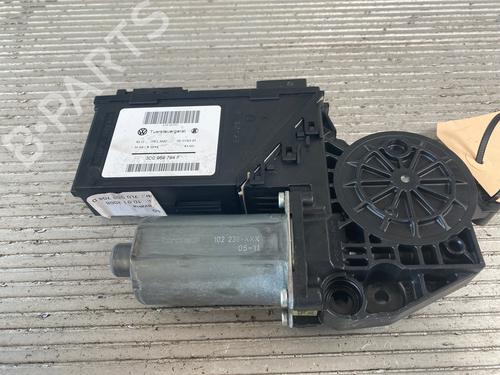 Right rear window motor VW TOUAREG (7LA, 7L6, 7L7) 5.0 V10 TDI | BP13560126E22 