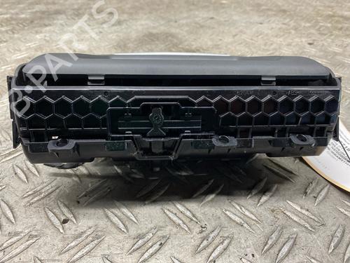 Cup/Object holder BMW 5 Touring (F11) 520 d | BP26604717I37 