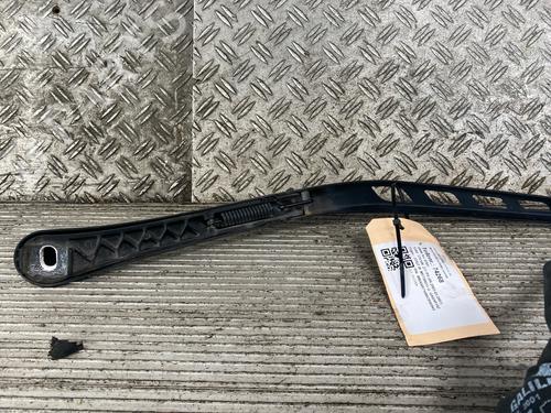 Front windshield wiper arm BMW 5 (E60) 530 d | BP17210929C143 