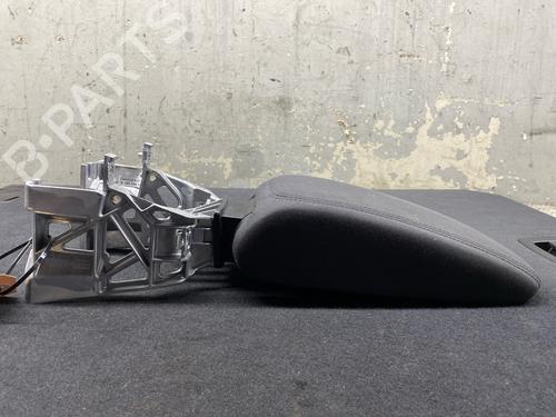 Armrest / Center console AUDI A3 Limousine (8VS, 8VM) 1.0 TFSI | BP32421176I20