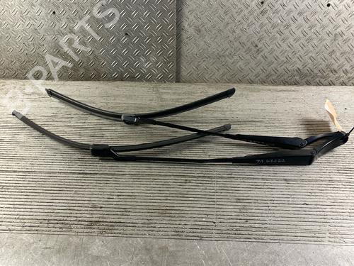 Used Front windshield wiper arm OPEL ASTRA K Sports Tourer (B16) 1.6 CDTi (35) (136 hp) 24626940