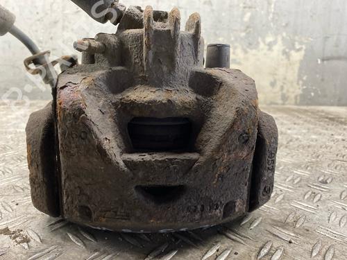 Højre bremsekaliber foran Højre bremsekaliber foran CITROËN C4 Grand Picasso I (UA_) 2.0 HDi 138 (136 hp) 36965962 36965962