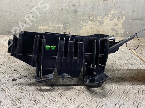 Fuse box AUDI A4 B9 Avant (8W5, 8WD) 2.0 TDI | BP33182678E1 - Image 2
