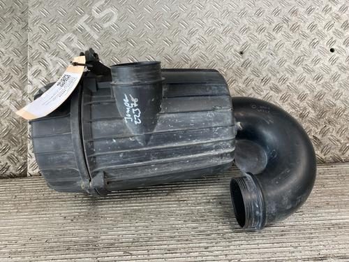 Used Air filter box CITROËN JUMPER II Van 2.2 HDi 100 (101 hp) 18015262